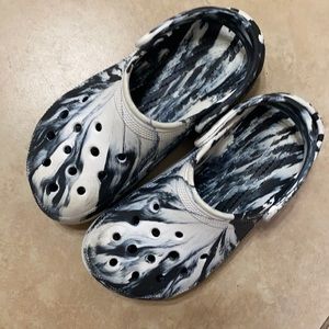 Crocs Marble